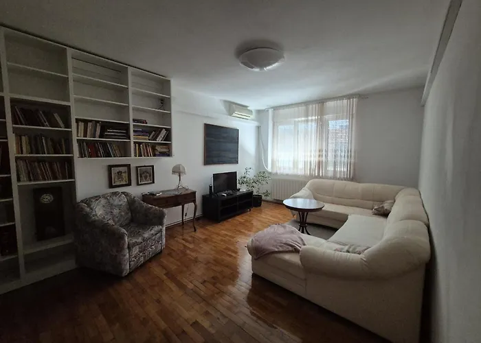Apartman Mislav. Udoban Apartman U Centru Grada.