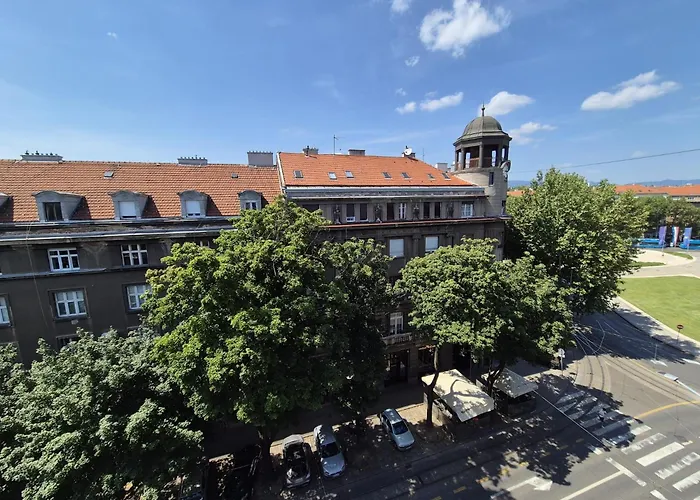 Apartman Mislav. Udoban Apartman U Centru Grada.
