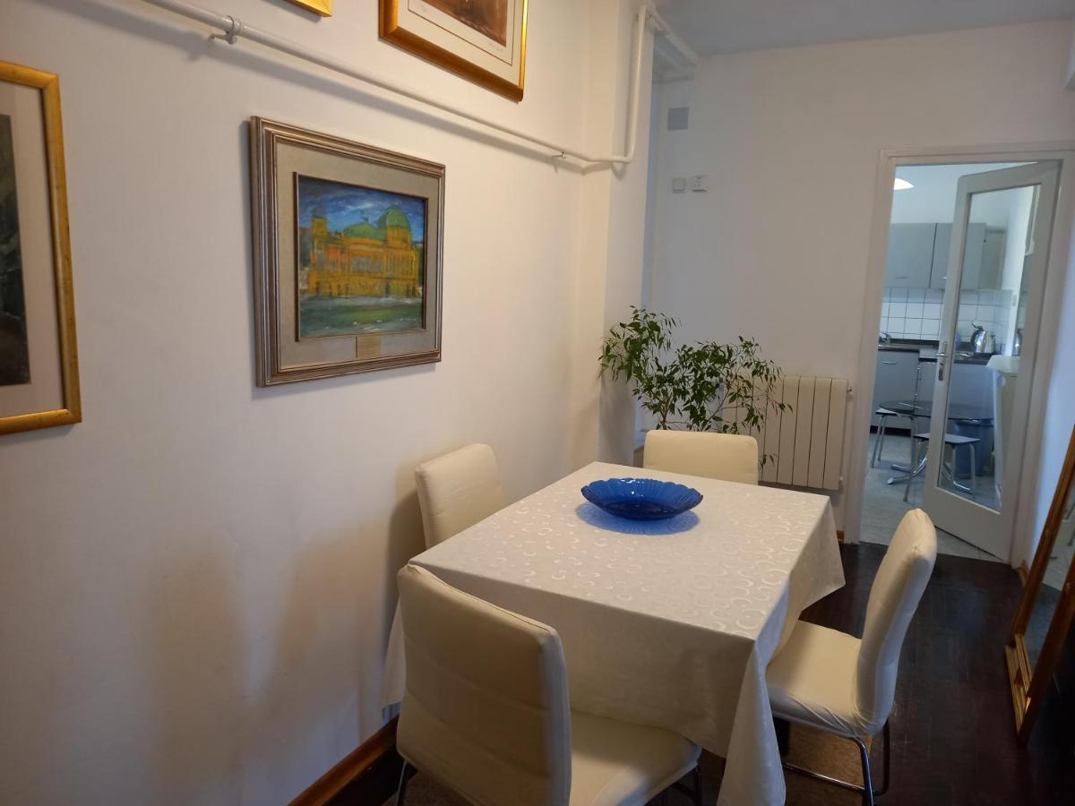 Apartment Mislav. Udoban U Centru Grada. *
