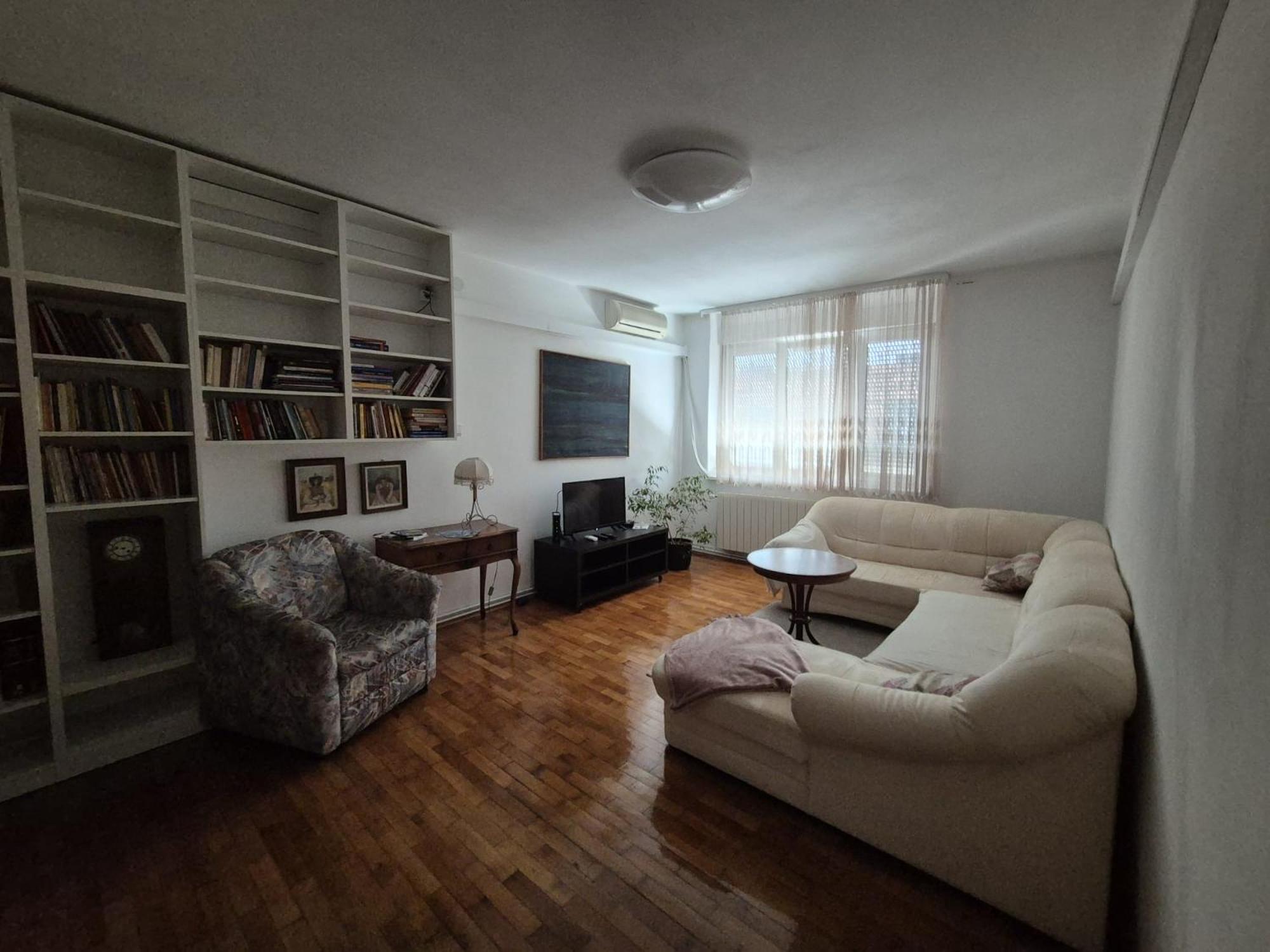 Apartment Mislav. Udoban U Centru Grada.